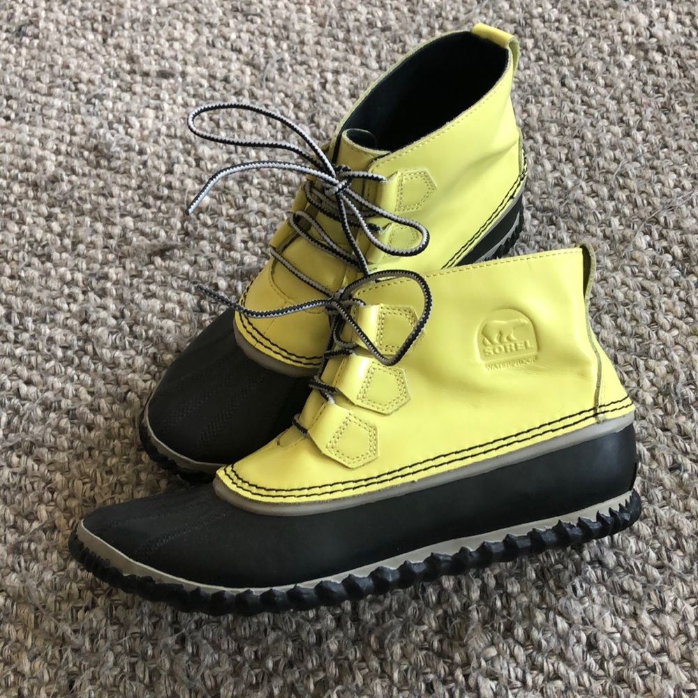 Sorel Women’s Out ‘n About Rain Boots